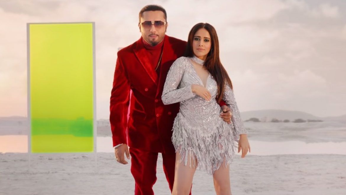 nus white grey feature