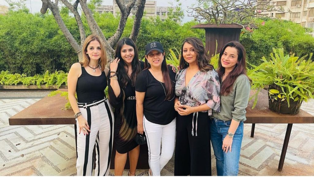 Gauri Khan with her girl friends